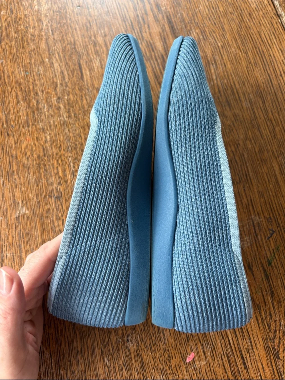 Vivaia Lightweight Square-Toe V-Cut Flats (Margot™ Walker) size 7 - Picture 5 of 8